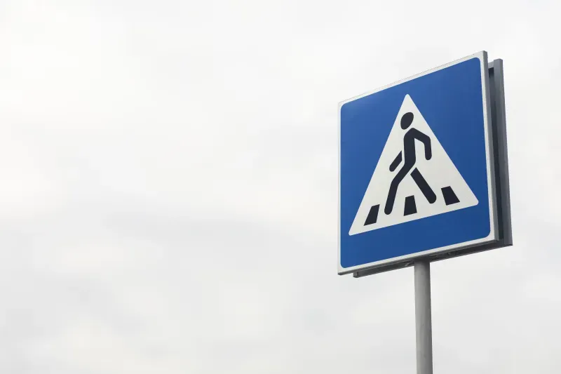 Słupki do znaków drogowych – jak je dobrać?