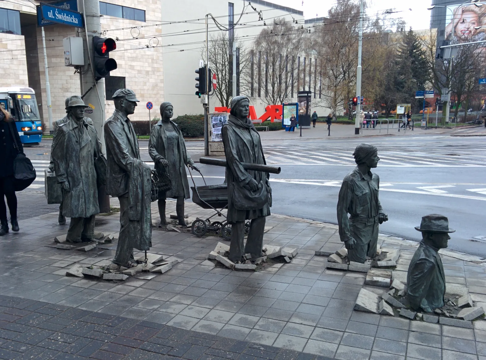Pomnik Anonimowego Przechodnia we Wrocławiu